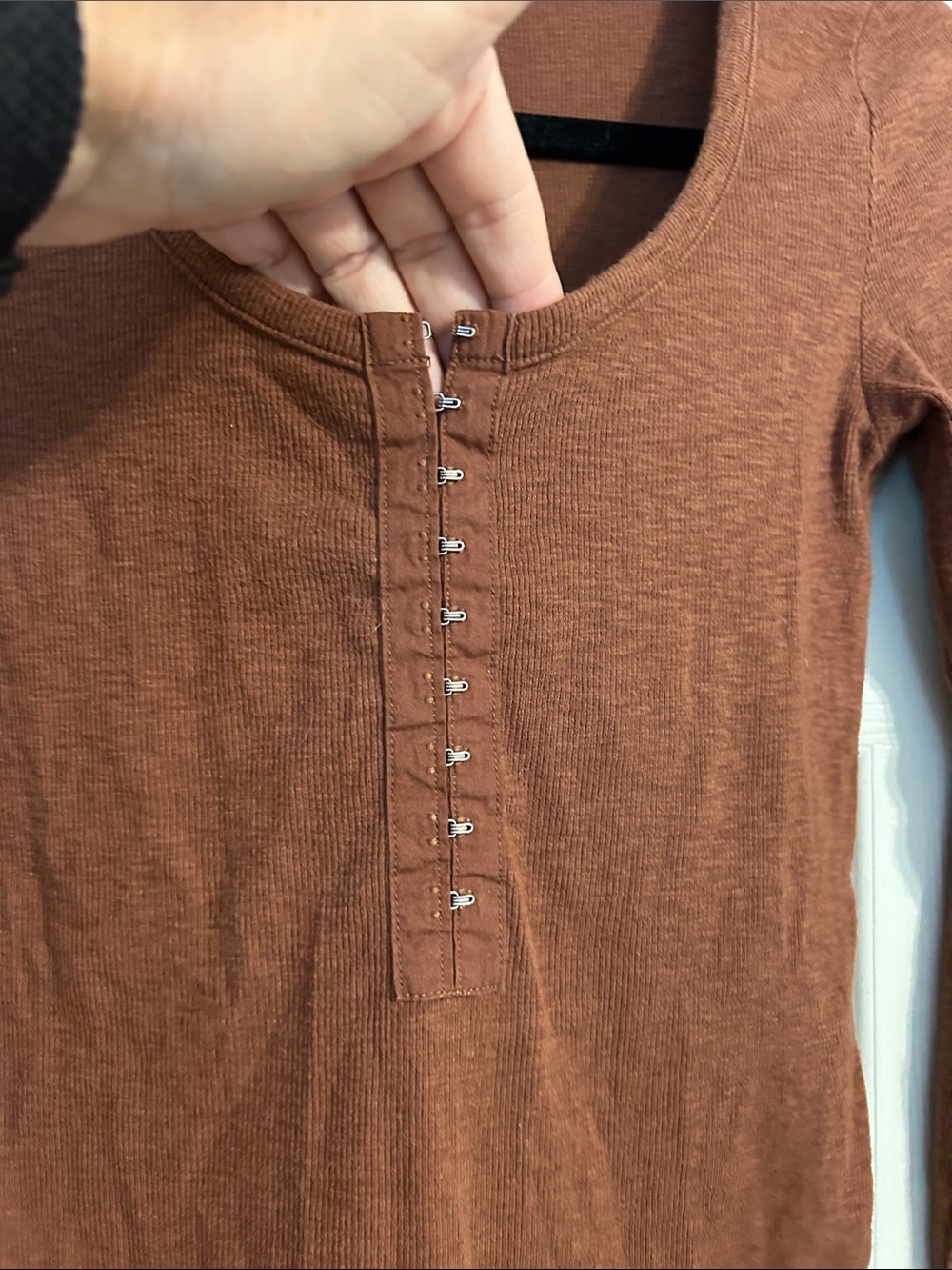 aerie Small Ribbed Long Sleeve Bodysuit Rust Chocolte Brown Long Sleeve Hook - Picture 4 of 7